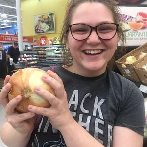 Meet your Posher, Michaela